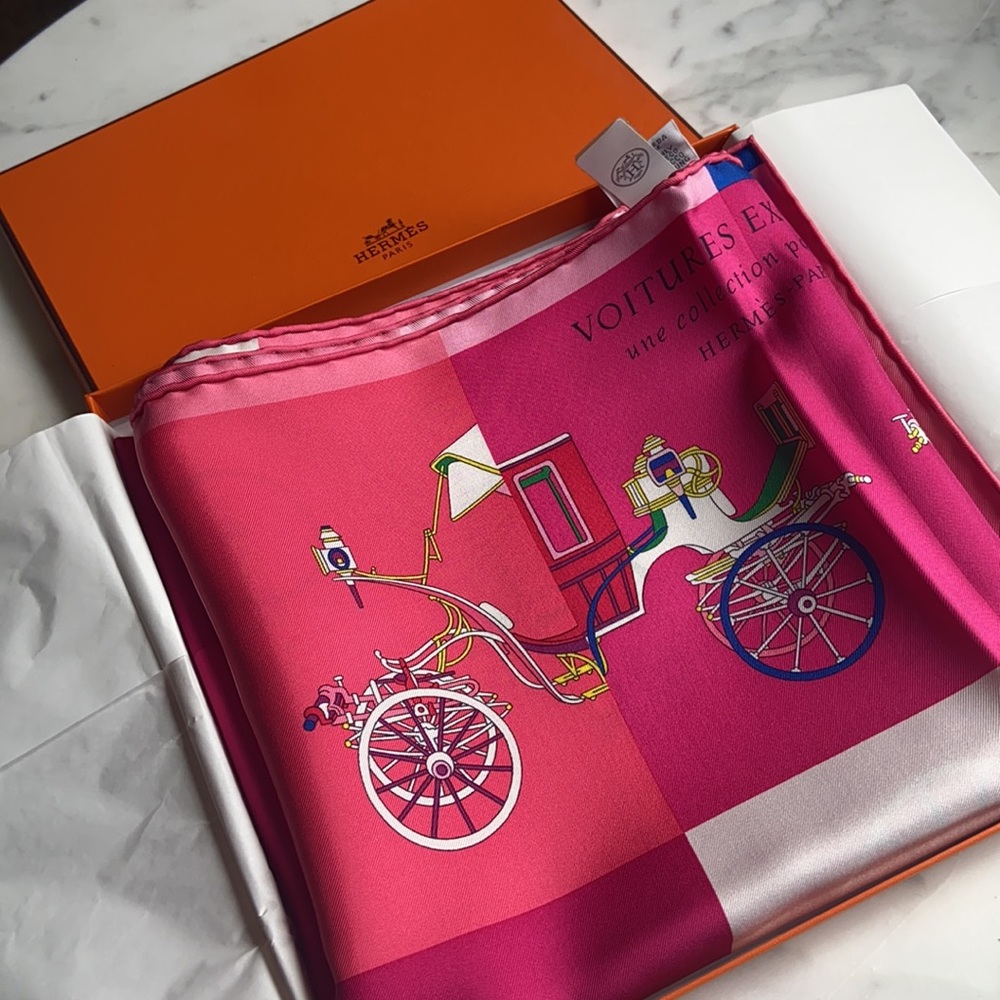 Hermès Scarf 90 mm - Pink Carriage